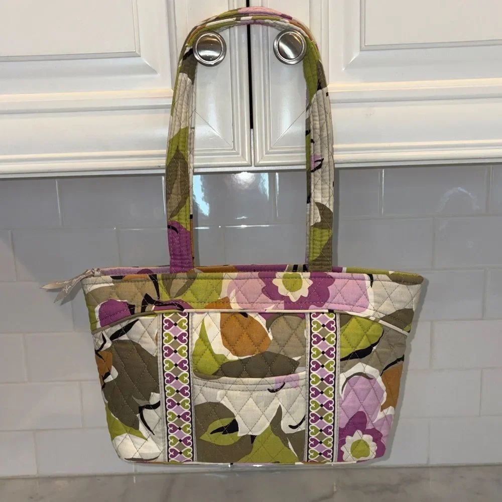 Vera Bradley Little Mandy Tote Shoulder Bag Retired Portobello Road Floral Quilt